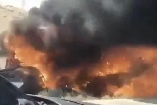Na »cesti smrti« trčila avtobusa, umrlih je na desetine (VIDEO)
