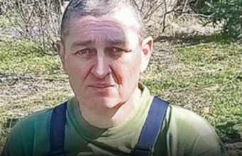 Rade oženio sina, pa pobio sve svatove, ostavio samo sina i snahu: Snaha bila njegova Ijubavnica, nosila njegovo dijete? MamiIa me je kad sin ode na teren, željela je samo našu kuću