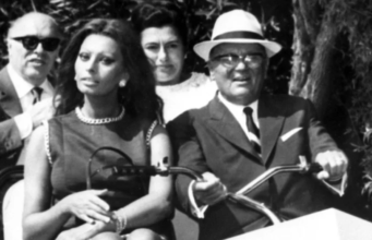 Legendarni Titov papagaj Koki praznoval 70. rojstni dan (VIDEO)