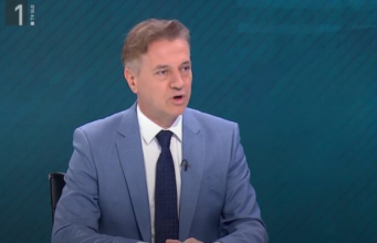 Ostre kritike letijo na RTV: »Ko Robert Golob ob takih besedah ne dobi pripombe, je jasno, kako globoko smo zabredli«