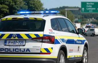 V prometni nesreči na štajerki udeleženih kar deset oseb, med njimi štirje otroci