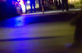 Moški si je odrezal penis, ga zažgal in z njim zanetil požar v sosedovi garaži (FOTO)