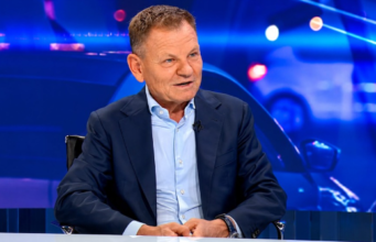 Matoz udaril po bivši vladi: »Policiji so odvzeli 60 milijonov evrov. Nimajo opreme, izposojajo si orožje!«