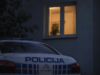Občani poklicali policijo zaradi prizora na Koprski ulici! To, kar je počel 64-letnik, je šokiralo sosede