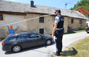 Ustrelil bivšo ženo in potem še sebe! Sosedje: Nikoli nismo slišali, da bi se prerekala (FOTO)