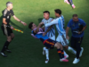 Argentinec povzročal kaos na igrišču: izgubil finale SP, nato obračunal z dvema Špancema (VIDEO)