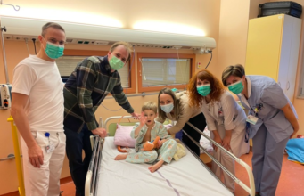 Cela Slovenija zbirala za dečka Urbana, zdravilo dobil, zdaj prvič rekel mama