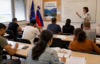 Vlada predlaga: Tujci naj začnejo plačevati tečaje slovenščine