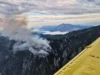 Šokantno obnašanje med intervencijo: gasilcem skozi Bohinjsko Bistrico kazal sredinec in jim preprečeval pot (FOTO)