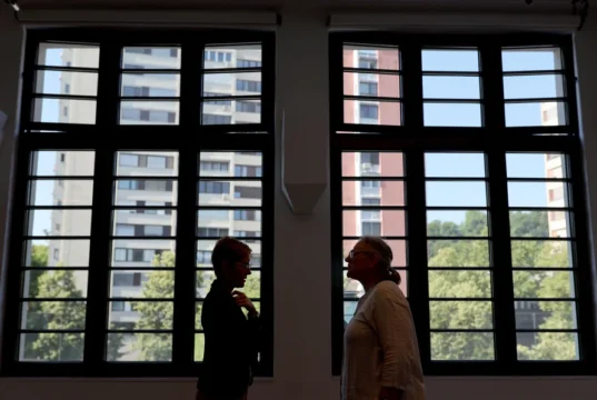 Sloveniji se ne piše dobro: mladi obupujejo nad lastnim domom, toliko bi se jih preselilo v tujino