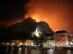 V ognjenem peklu tudi Slovenci: pred ognjenimi zublji skakali v morje (FOTO)