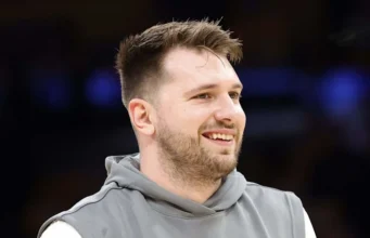 Luka Dončić presenetil z zelo osebnim zapisom v slovenščini – poglejte, komu je namenil te besede