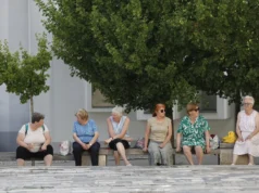 Tudi mladi bodo, če bodo imeli srečo, enkrat stari