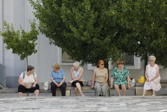 Tudi mladi bodo, če bodo imeli srečo, enkrat stari