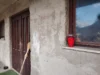 Marjan, ki je pred dvema letoma zažgal hlev, s sekiro ubil mamo: v zapor ne bo šel