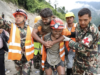 Devet dni po tragediji čudež v Nepalu: včeraj našli dva preživela (FOTO)