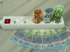 Nov udarec za gospodinjstva: novembra bodo računi za elektriko občutno višji – preverite, koliko in zakaj
