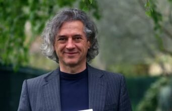 Robert Golob brez zadržkov: poglejte, kaj je očital trenutni oblasti