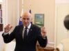 Janša z ostrim zapisom o Milanu Kučanu: ruske volitve primerjal s Slovenijo leta 2014