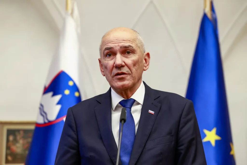 SLOVENCI BI LAHKO KMALU SPET ODŠLI NA VOLIŠČA! Vlada pripravlja nova referendumska vprašanja – poglejte, o čem bi odločali!