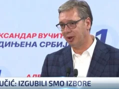 Vučić je bio na korak od nasilnog državnog udara, a onda je poziv u 21:30 promijenio sve