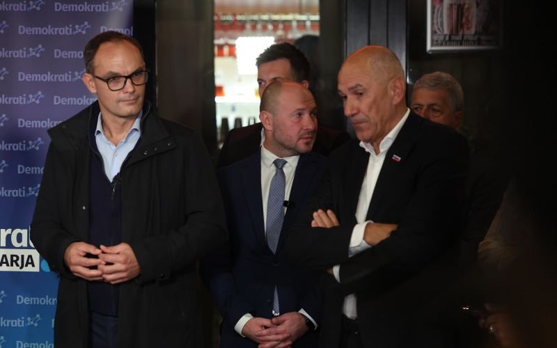NOV PREOBRAT PO REFERENDUMIH?! PRIŠTELI SO NOVE GLASOVE, RAZLIKA PA SE JE SPREMENILA! Poglejte najnovejše rezultate, ki odmevajo po Sloveniji!