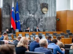PO ŠTIRIH ZAVRNITVAH KONČNO PREOBRAT PRI STEVANOVIĆU! ZNANO JE, KDO PRIHAJA V PARLAMENT – POGLEJTE, KDO JE SPREJEL MANDAT!