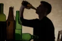 Prihaja premik ure, a letos je nekaj drugače. To se ni zgodilo že 11 let. Spali bomo uro dlje, vendar ...