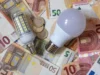 ŠOK ZA SLOVENSKA GOSPODINJSTVA?! Položnice za elektriko bi lahko znova poskočile – preverite, kakšne spremembe se obetajo!