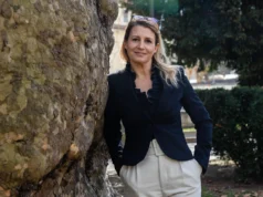 NOVA DRAMA V DRUŽINI ROMIH?! Po odmevnih javnih razkritjih se je oglasila še LARA ROMIH! Objavila je le nekaj besed, ki odpirajo številna vprašanja – poglejte, kaj je zapisala!