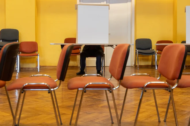 KAJ SE JE DOGAJALO NA VOLIŠČU V BREŽICAH?! Pojavili so se podatki, ki odpirajo resna vprašanja – zdaj vsi čakajo na pojasnila!