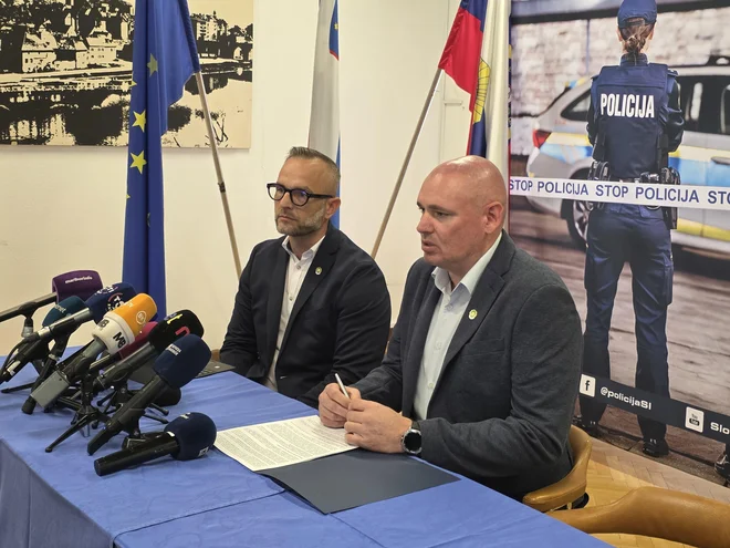 GROZLJIVO ODKRITJE V SLOVENIJI! Ženske naj bi silila v prostitucijo in jim grozila – policija razkrila pretresljive podrobnosti!