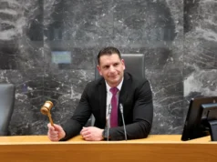 POLITIČNI PRETRES V SLOVENIJI! STEVANOVIĆ V VSE VEČJIH TEŽAVAH – KPK PREJELA VEČ PRIJAV! POGLEJTE, KAJ SO RAZKRILI POSNETKI IN KAJ MU OČITAJO!