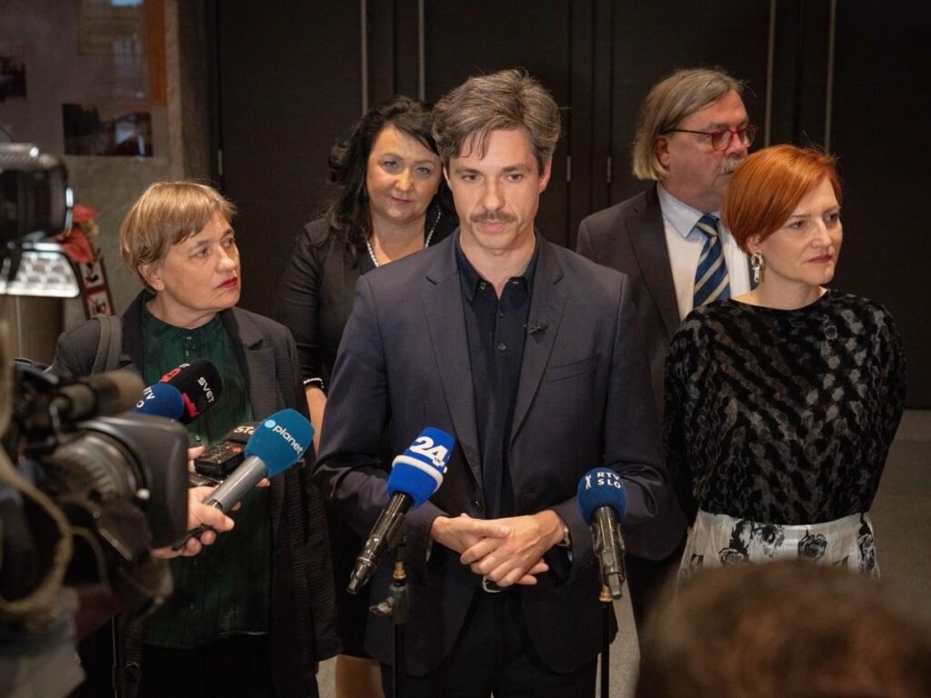 NOV POLITIČNI SPOR PO JANŠEVEM GOVORU! LEVICA MU JE NAMENILA OSTRO SPOROČILO – POGLEJTE, KAJ JI JE ZMOTILO NA DRŽAVNI PROSLAVI!