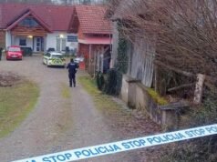 PRETRESLJIVO: Na svoj 45. rojstni dan dobil osem let in pol zapora – Sin je skozi vrata slišal, kako polni nabojnik…