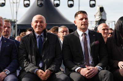 NOV ZAPLET PO JANŠEVI DRŽAVNI PROSLAVI! ENA OD PROTESTNIC PREJELA VISOKO GLOBO – Poglejte, kaj se je zgodilo in koliko mora plačati!
