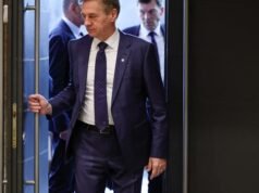 Stevanović pozval Goloba k odstopu, Golob mu je vrnil z dokazom: ”Stevanović zopet…”