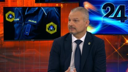 NOVO RAZKRITJE V AFERI STEVANOVIĆ! NA DAN PRIŠLA PRETEKLOST SKRIVNOSTNEGA DONATORJA IZ BIH – POVEZAVE SEGajo V SAM VRH POLITIKE! POGLEJTE, KAJ JE RAZKRIL PREISKOVALNI NOVINAR!