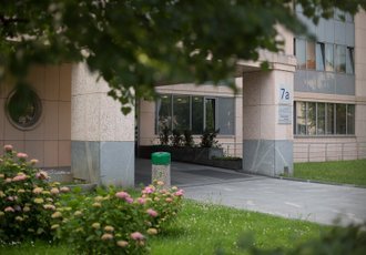 ALARM V SLOVENSKEM ZDRAVSTVU! ANONIMNO PISMO RAZKRIVA HUDE OČITKE O DOGAJANJU NA NEVROLOŠKI KLINIKI – OGROŽENA NAJ BI BILA CELO VARNOST BOLNIKOV! POGLEJTE, KAJ ODGOVARJAJO V UKC!