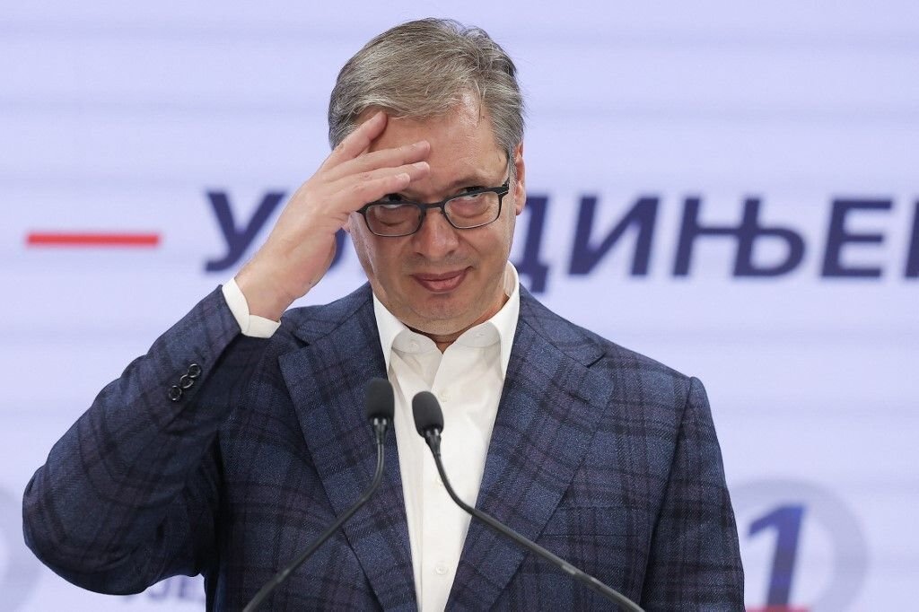 VUČIĆ IZGUBIO IZBORE: Studenti izašli na ulice i slave, a njegova izjava nakon poraza otkrila je koga krivi za sve! - ExYu Radio uživo