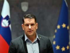 POČILO JE V PARLAMENTU: Vrečko in Stevanović v ostrem spopadu – Stevanović ji je zabrusil: ”Vaša edina ideologija je…”
