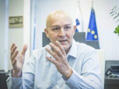 VELIK PREOBRAT V SLOVENSKEM ŠOLSTVU?! MINISTER RONČEVIĆ NAPOVEDAL KORENITE SPREMEMBE – Poglejte, kaj pripravlja za vse slovenske šolarje!