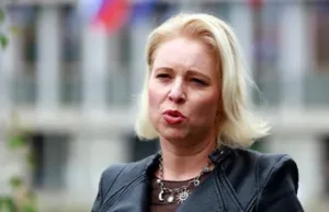 URŠKA KLAKOČAR ZUPANČIČ Z NOVO POBUDO! SE OBETAJO VELIKE SPREMEMBE ZA SLOVENSKE ŽUPANE?! Poglejte, kaj predlaga!