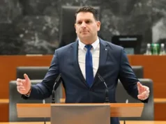 NOVO RAZKRITJE V AFERI STEVANOVIĆ! NA DAN PRIŠLA PRETEKLOST SKRIVNOSTNEGA DONATORJA IZ BIH – POVEZAVE SEGajo V SAM VRH POLITIKE! POGLEJTE, KAJ JE RAZKRIL PREISKOVALNI NOVINAR!