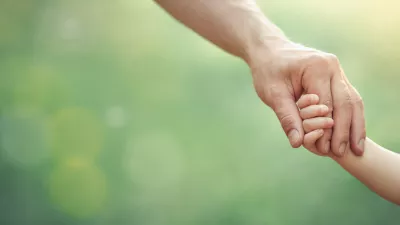 KAJ JE JANŠEVA VLADA PRIPRAVLJALA ZA SLOVENSKE DRUŽINE?! V JAVNOST PRIŠEL DOKUMENT, NATO PA SO PREDLOGI IZGINILI – Poglejte, kaj razkriva!