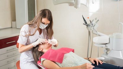 ALARM V SLOVENSKEM ZDRAVSTVU! ANONIMNO PISMO RAZKRIVA HUDE OČITKE O DOGAJANJU NA NEVROLOŠKI KLINIKI – OGROŽENA NAJ BI BILA CELO VARNOST BOLNIKOV! POGLEJTE, KAJ ODGOVARJAJO V UKC!