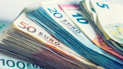 DOBRE NOVICE ZA ZAPOSLENE?! Delodajalci in sindikati so se strinjali glede plač – poglejte, kaj predlagajo!