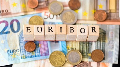 LUKA MESEC POD DROBNOGLEDOM! RAZKRITI PODATKI O NJEGOVEM STANOVANJSKEM KREDITU – POGLEJTE, KAKŠNO OBRESTNO MERO JE DOBIL!