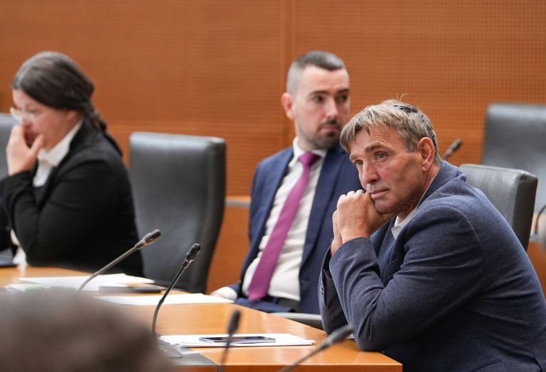 NEPRIČAKOVAN ZAPLET V STRANKI RESNICA! KANDIDATI DRUG ZA DRUGIM ZAVRAČAJO POSLANSKI MANDAT – POGLEJTE, KAJ JE EDNA OD KANDIDATK POVEDALA O JANŠI!