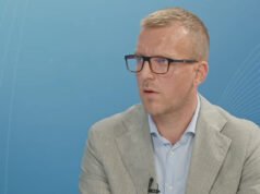 VIDEO: Boris Mijič je postal tarča posmeha – Ste videli kaj je storila voditeljica? Ostali boste brez besed